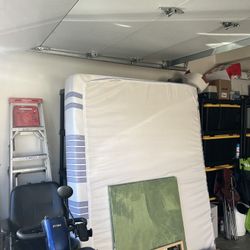 Free Queen Memory Foam Mattress