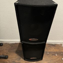 2 Harbinger Speakers