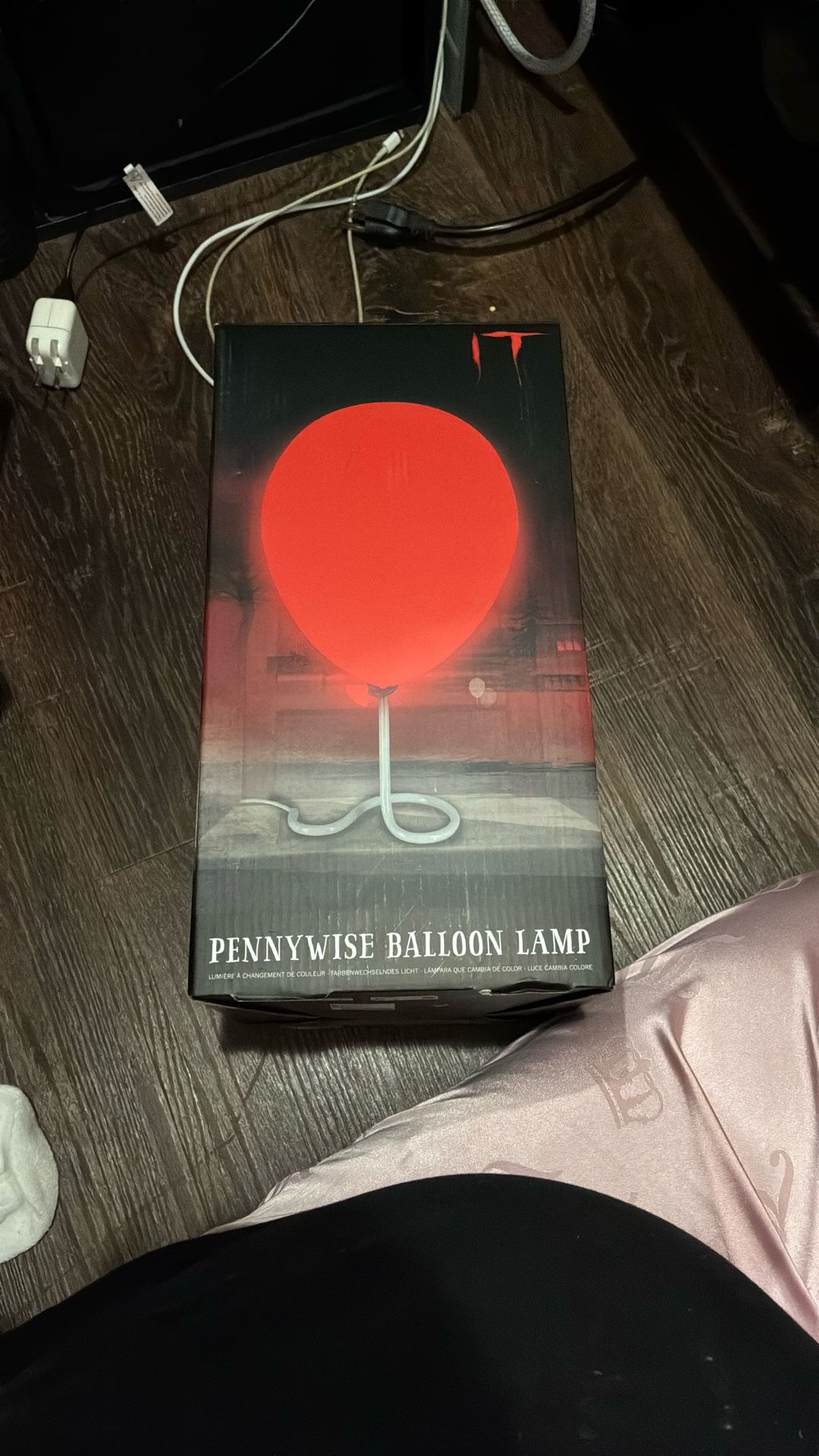 Pennywise Balloon Lamp