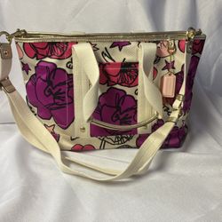 Coach Kyra Poppy Floral Cross Body Purse