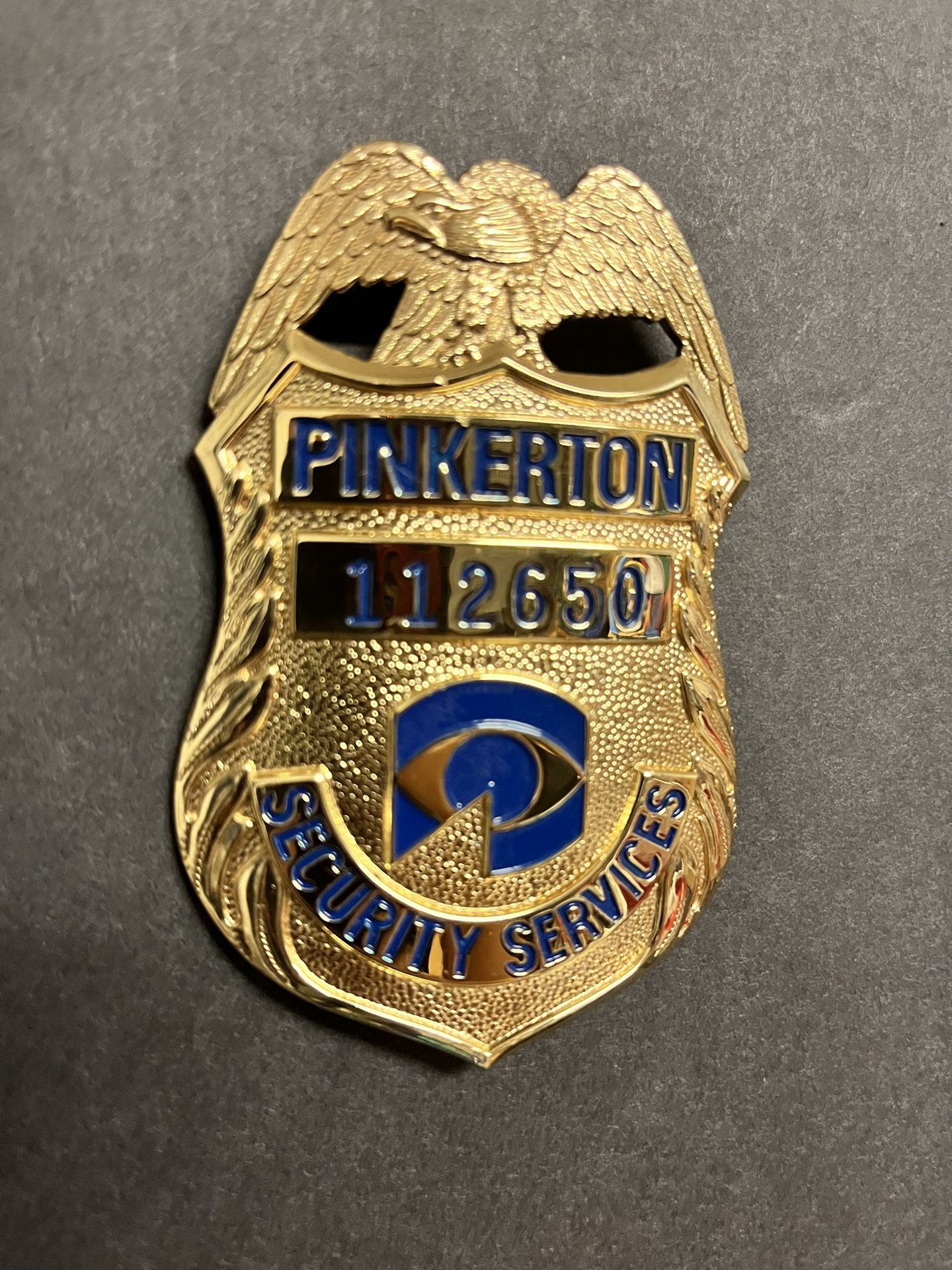 Set Of 5 Pinkerton Security Badges Rare Obsolete Police