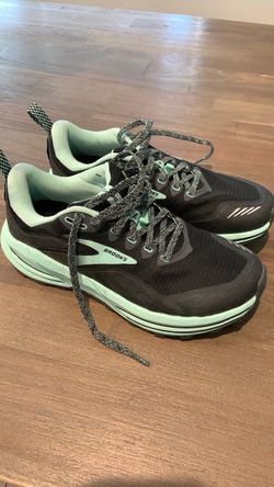 Women’s shoes