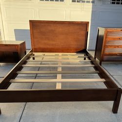 Crate & Barrel Queen Bedroom Set