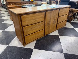 6 drawer 2 Door Oak Dresser