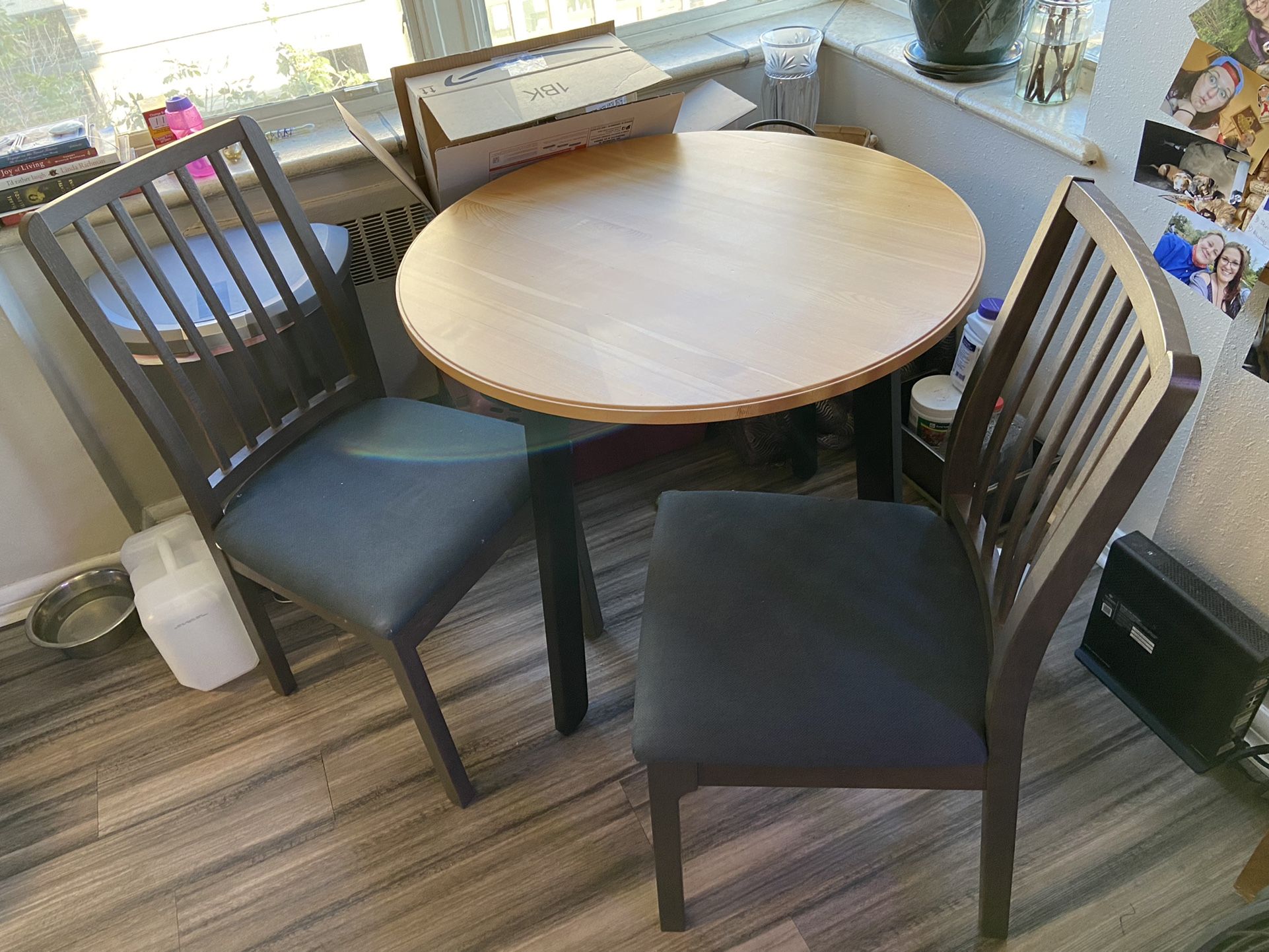 IKEA Ekedalen Kitchen Chairs And Gamlared Table 
