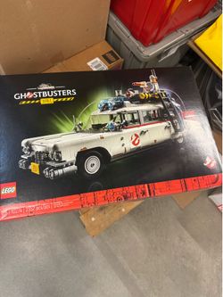 Lego Ghostbusters Ecto-1 Brand new