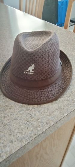 New Fedora hat