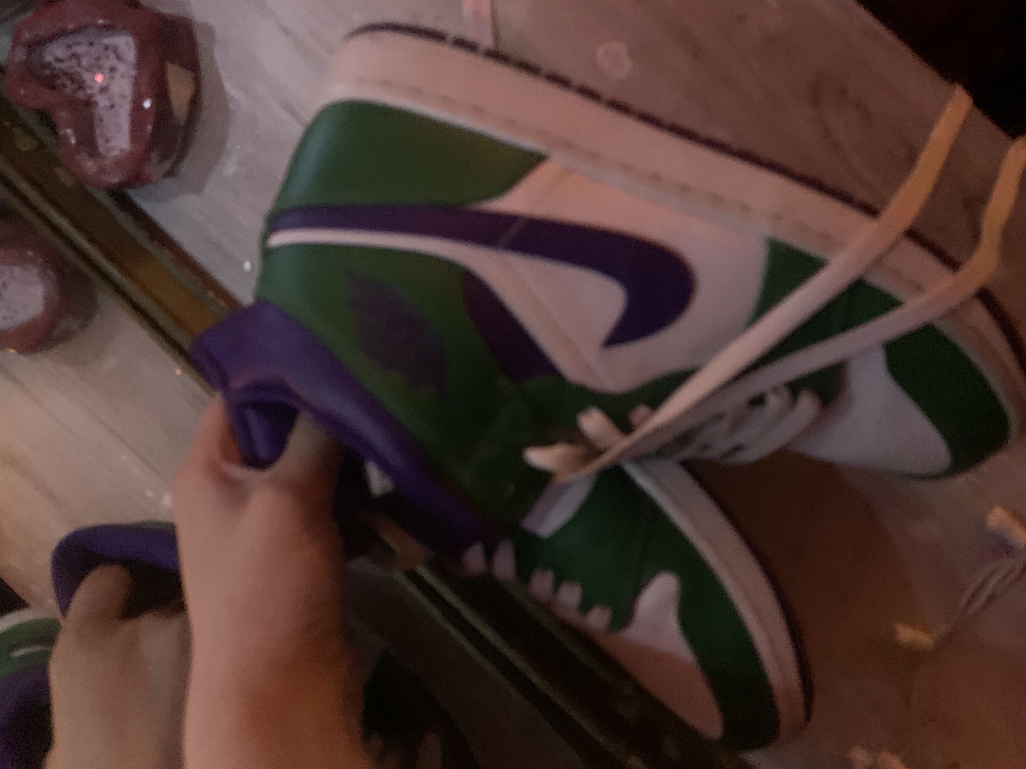 Jordan 1 Incredible Hulks (Mens size 8)