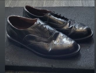Black Leather Wingtip  Oxford Shoes..Nunn Bush