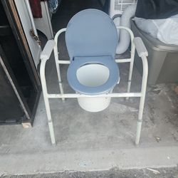 Non Folding Commode 