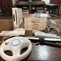 Wii VIDEO GAME SYSTEM BUNDLE