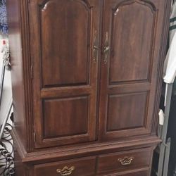 Vintage Mahogany Beaurou Dresser