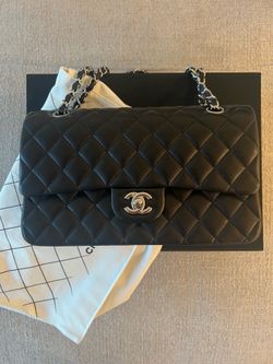 Chanel Classic Medium Double Flap Lambskin Black
