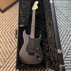 Fender Tom Delonge TTS Blackout Stratocaster 