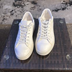 Golden Goose men’s shoe
