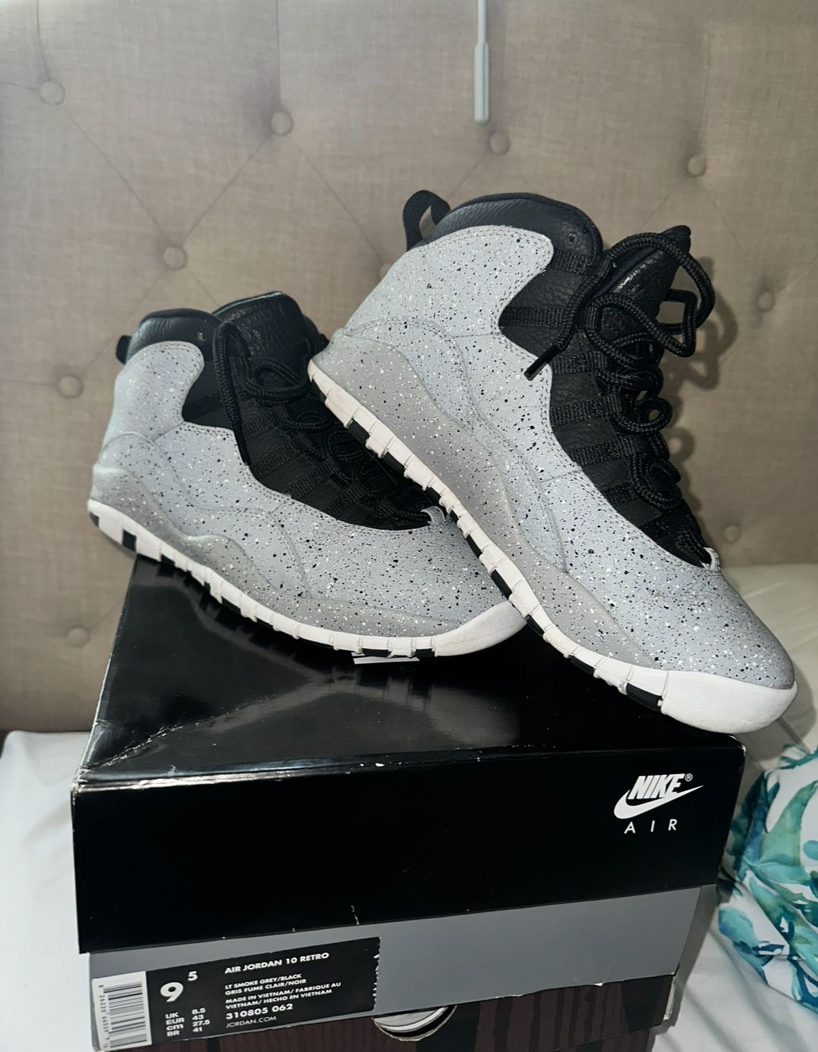 Jordans 10 Retro, Cement Grays