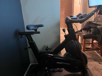 Stationary Bike With Large Touchscreen