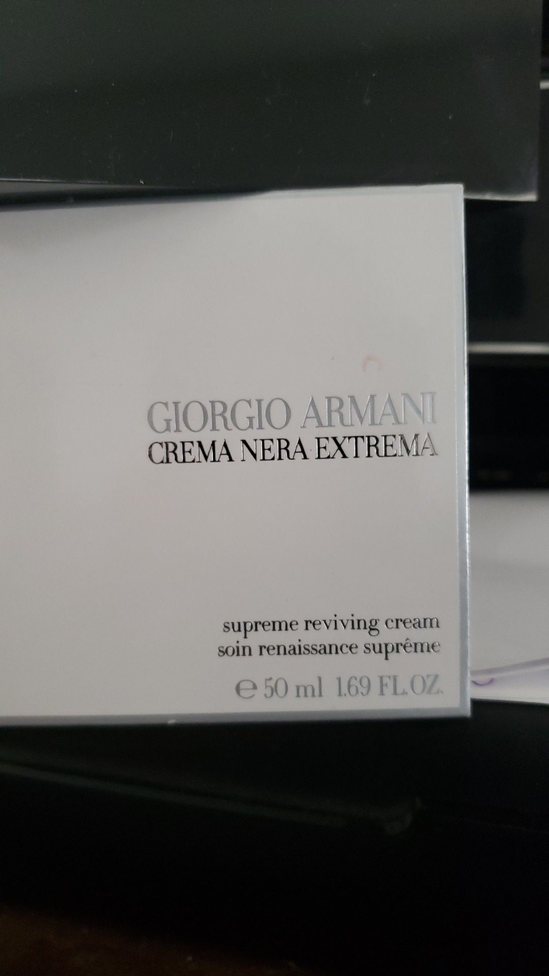 Giorgio Armani Crema Nera Extrema
