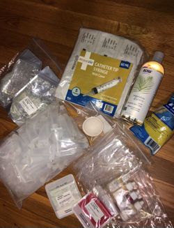 Vegan lip gloss making kit