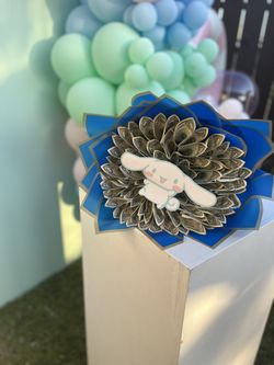 Cinnamon Roll Bouquet 