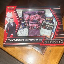 Team Rocket’s Mewtwo Ex Box