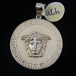 $950 Yellow Gold Versace Charm Pendant