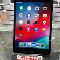 Great Condition IPad Mini 4 Unlocked, 32GB Storage, WiFi Only, Comes With Charging Cable 