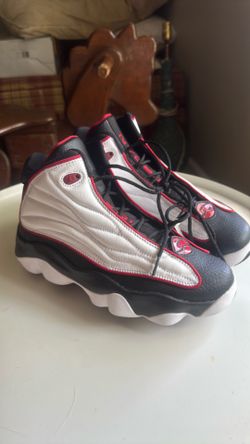 Nike Air Jordan Pro Strong -Kids 6.5Y