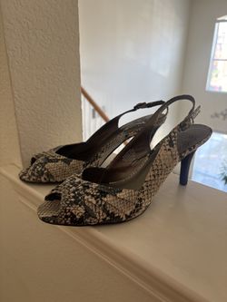 Women Shoes Size 8