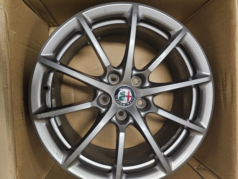 2017 -2022 ALFA ROMEO GIULIA WHEEL Rims Oem 3 Available