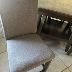 Beautiful Dinner Table 