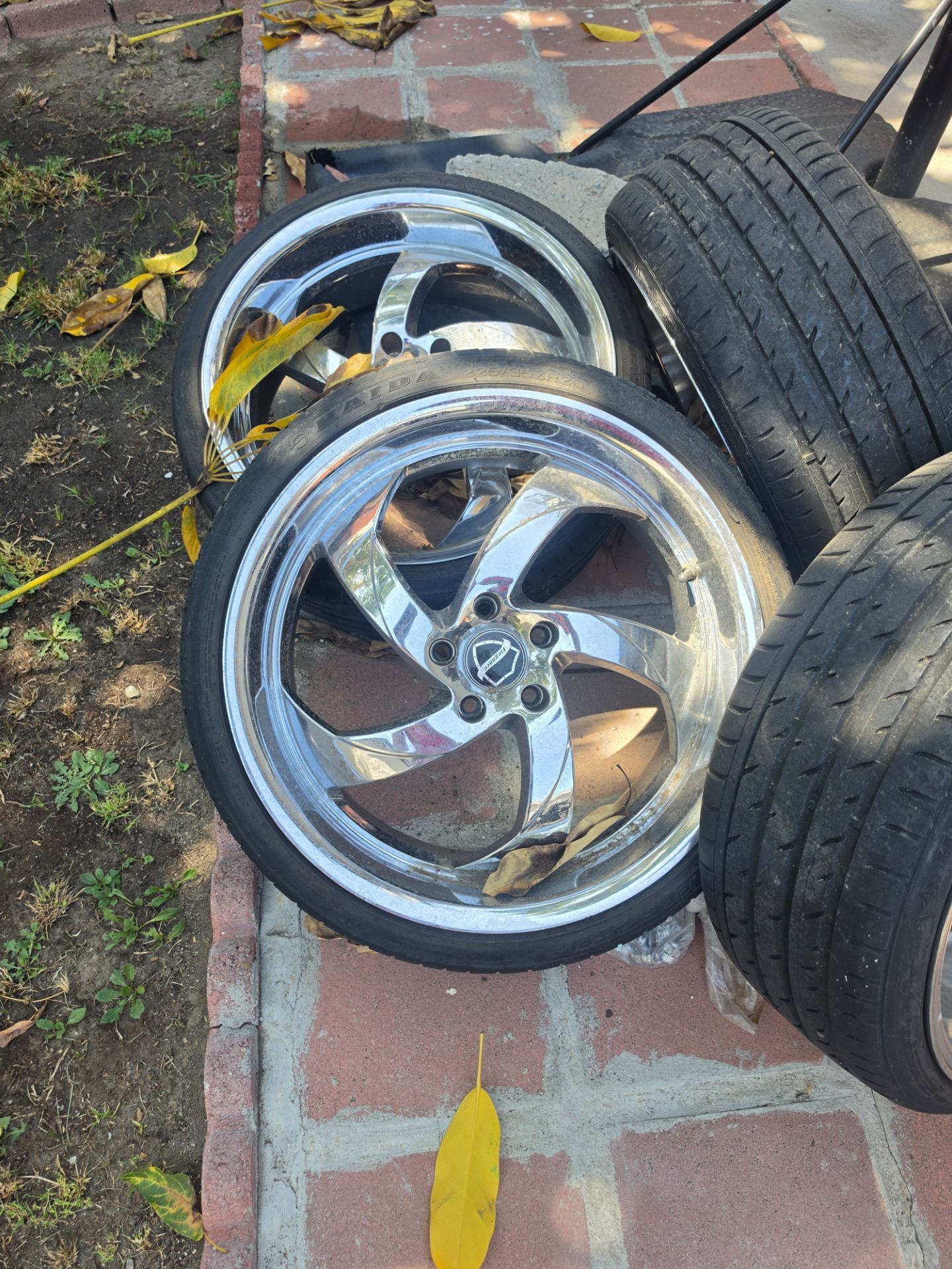 Elegance wheels with tires 20s 5x114 for Sale in Los Angeles, CA - OfferUp