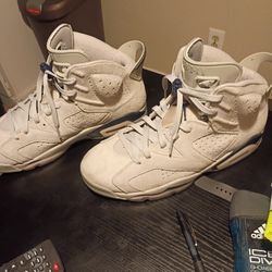 George Town 6 Nike Size 10