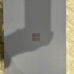Microsoft Surface Laptop 13 