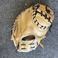 Wilson A2000 Catcher Mitt