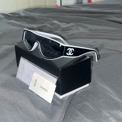 Chanel oversized sunglasses unisex I DELIVER