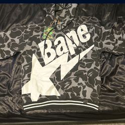 bape hoodie size medium 