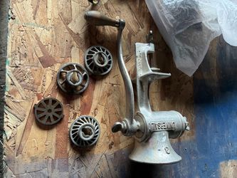 Old meat grinder excellent shape