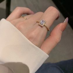 New Adjustable Size Ring