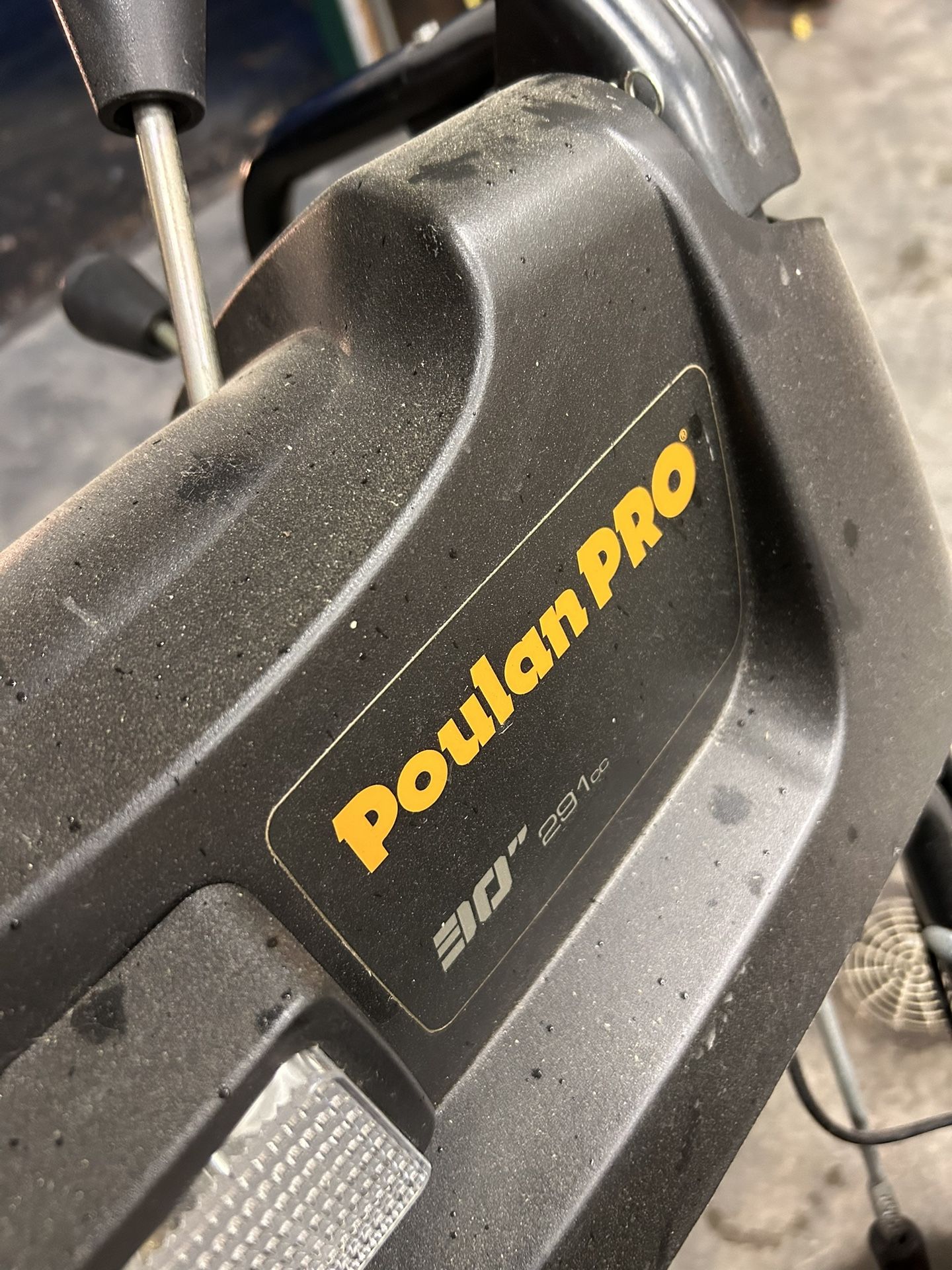 Poulan Pro 30 Inch Snowblower
