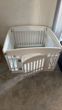 Dog crib / brand new