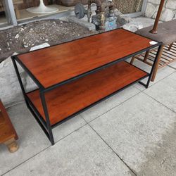 Black Metal Warm Wood Coffee Table