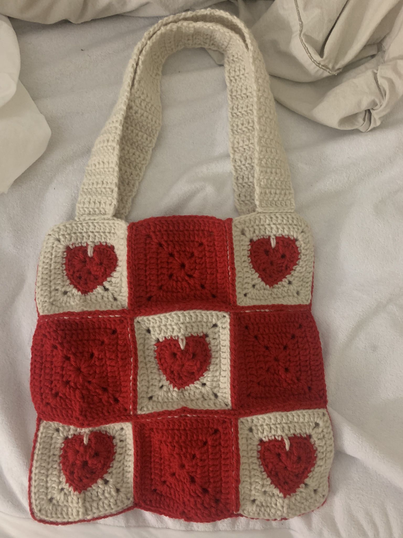 Hesrt crochet tote bag for Sale in Chula Vista, CA - OfferUp