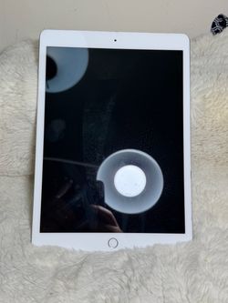 iPad (7th Generation) with Wi-Fi and Cellular (LTE 128gb  (need new battery )