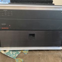 Special Amplifier With Case And Built In Speaker