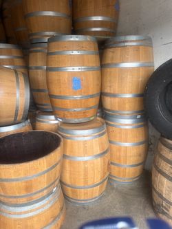 High Quality Empty Wine Barrels For Sale