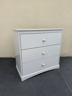 New/Built 3 drawer grey dresser / small dresser