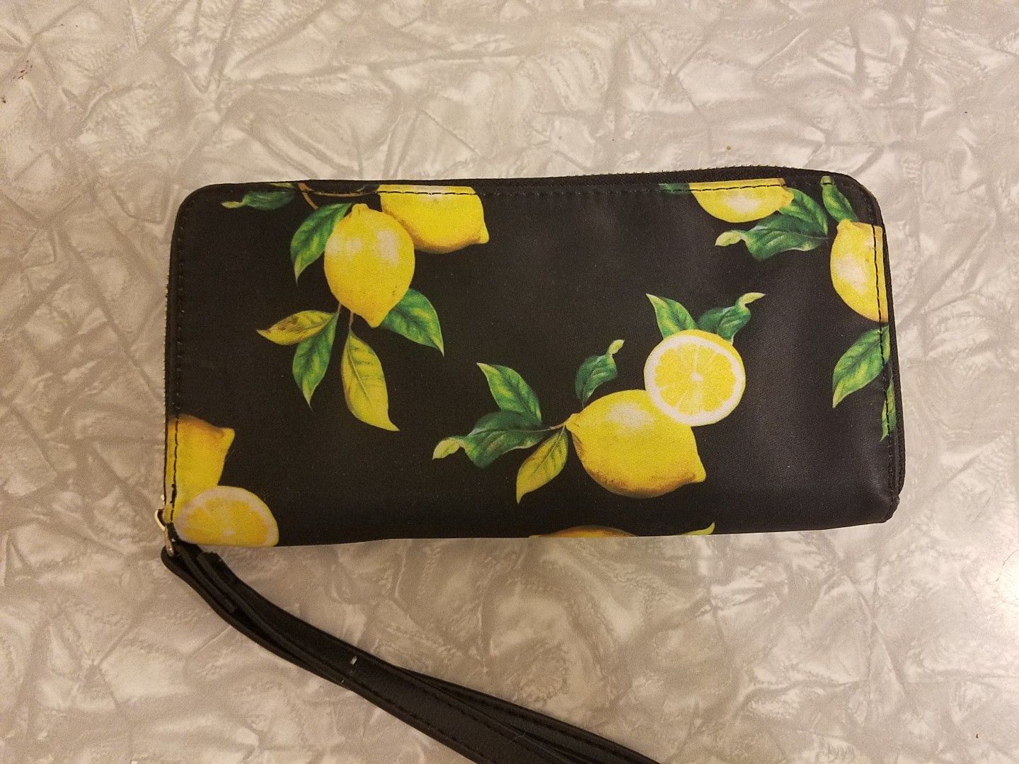 Lemon wallet/wristlet