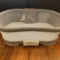 Halo LUXE bassinet
