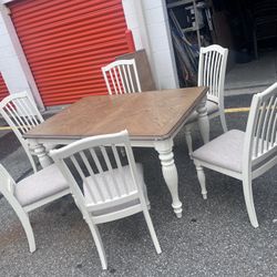 Tools Ladders And A Lot. More 40 Years In Construction 